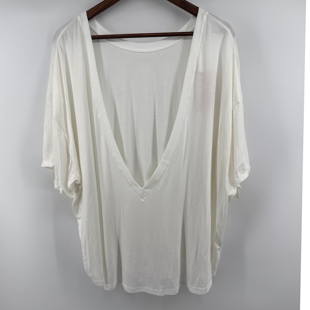 POPFLEX Deep V-Neck Short Sleeve Tee in Ivory
